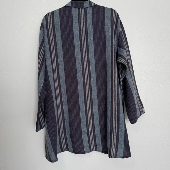 Bryn Walker Linen Shirt Women’s Medium Oversized Blue Stripe Pearl Made In USA - Picture 8 of 13